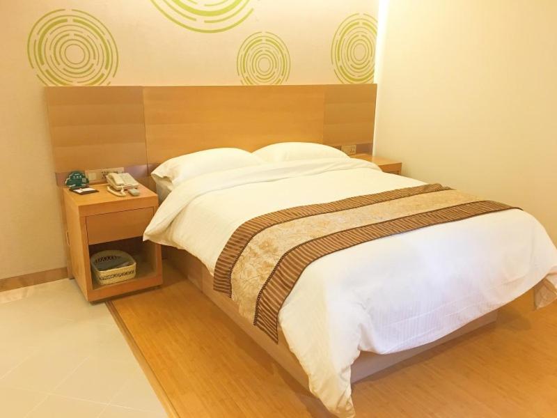 Greentree Inn Jiangxi Fuzhou Gandong Bridge Express Hotel Eksteriør bilde