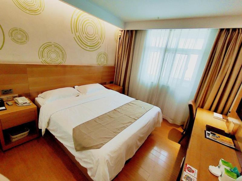 Greentree Inn Jiangxi Fuzhou Gandong Bridge Express Hotel Eksteriør bilde